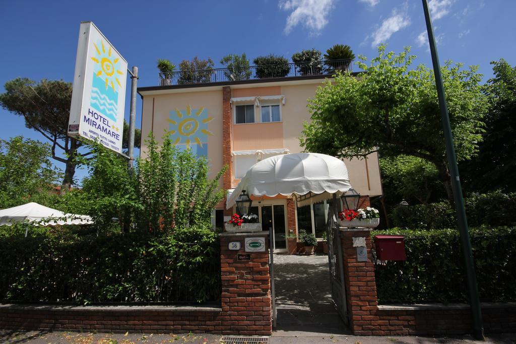 Hotel Miramare 포르데데이마르미 외부 사진