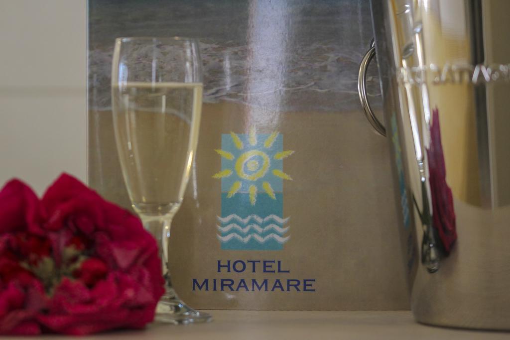 Hotel Miramare 포르데데이마르미 외부 사진
