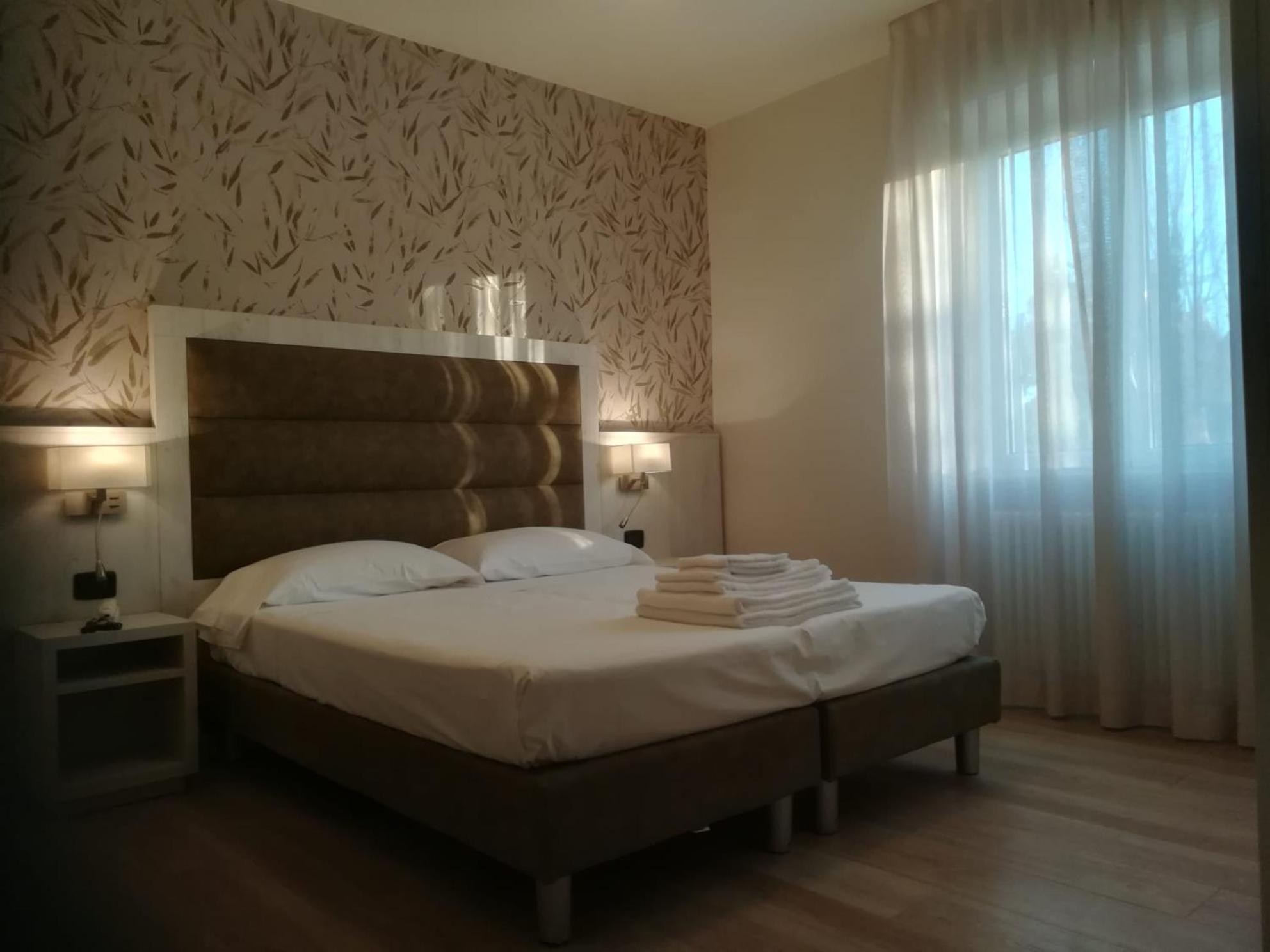 Hotel Miramare 포르데데이마르미 외부 사진